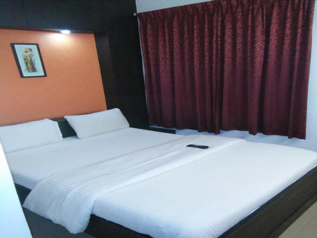 Ocean Inn Hotels Бангалор Екстериор снимка