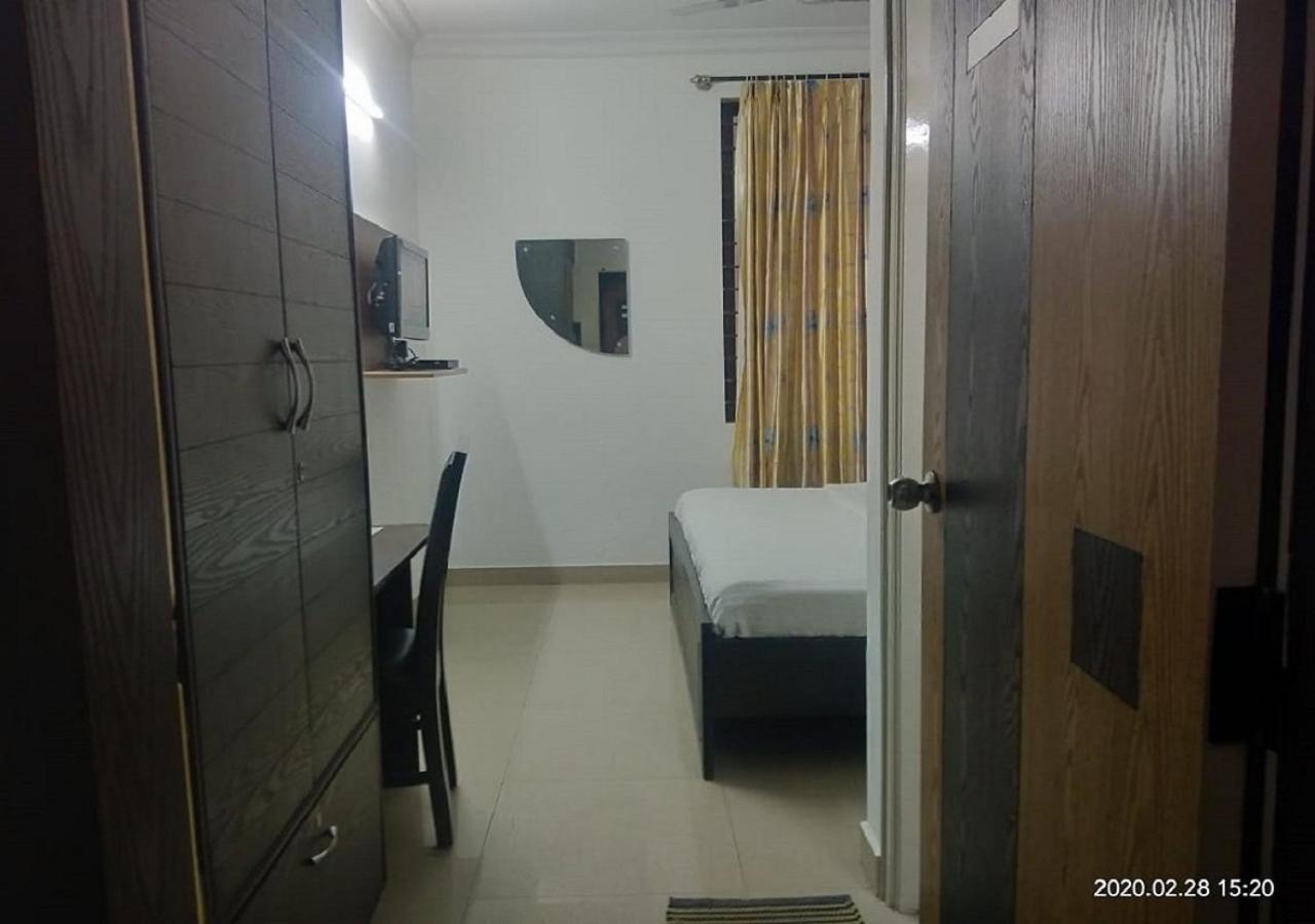 Ocean Inn Hotels Бангалор Екстериор снимка
