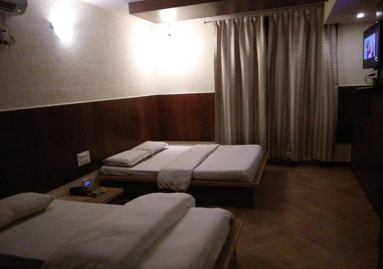 Ocean Inn Hotels Бангалор Екстериор снимка