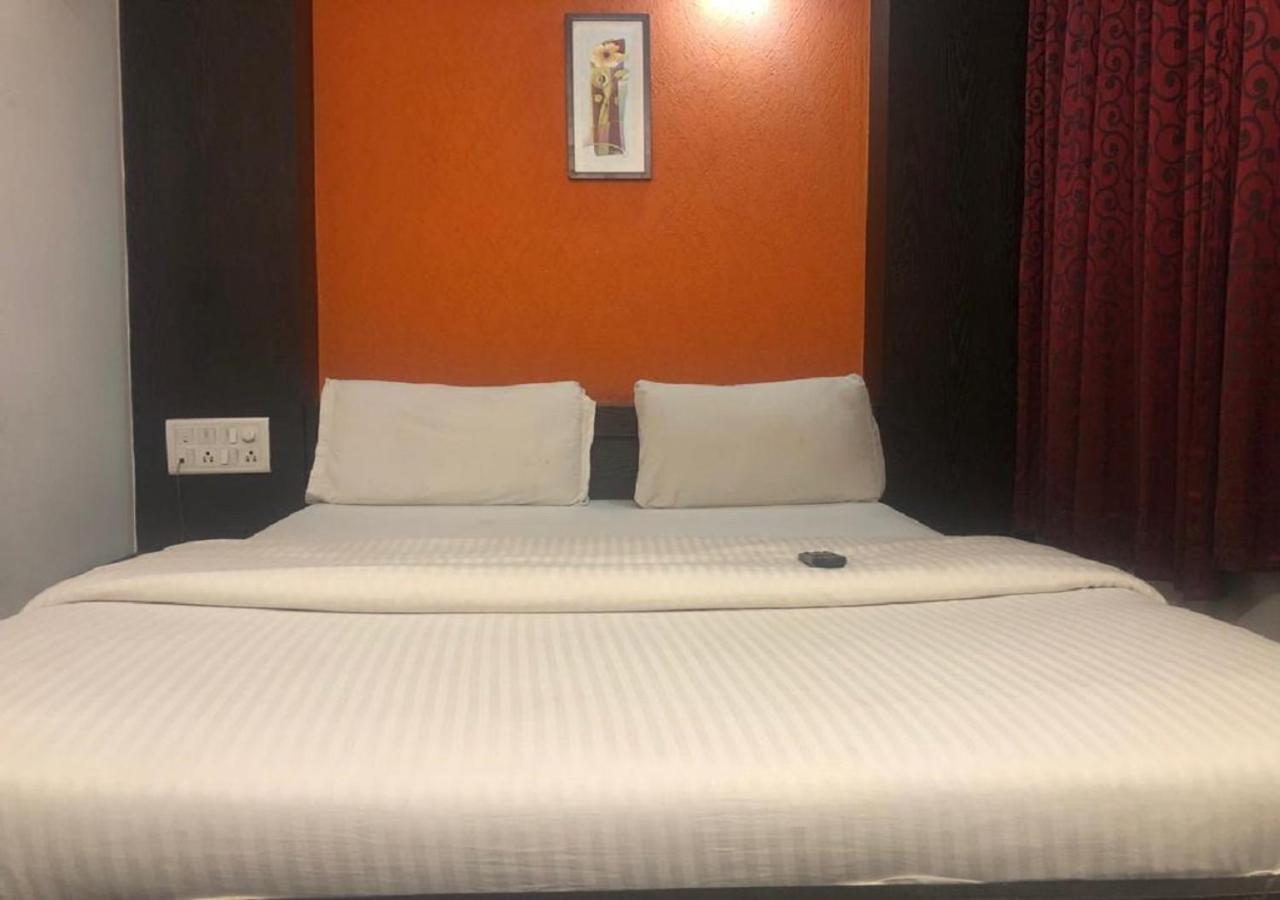 Ocean Inn Hotels Бангалор Екстериор снимка